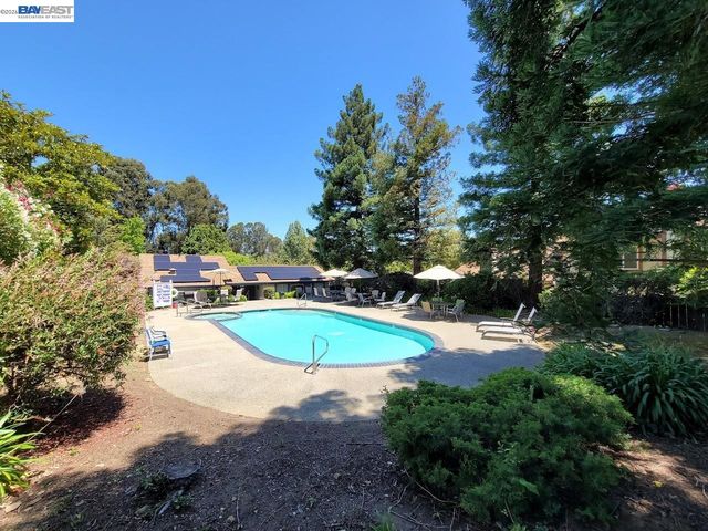 3277 Monika Ln, Fairview, CA 94541