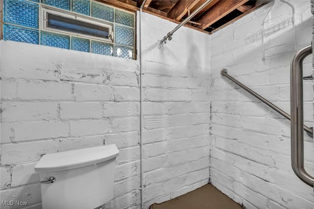 38850 Harmondale Drive, Willoughby, OH 44094