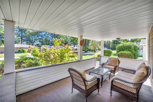 38850 Harmondale Drive, Willoughby, OH 44094