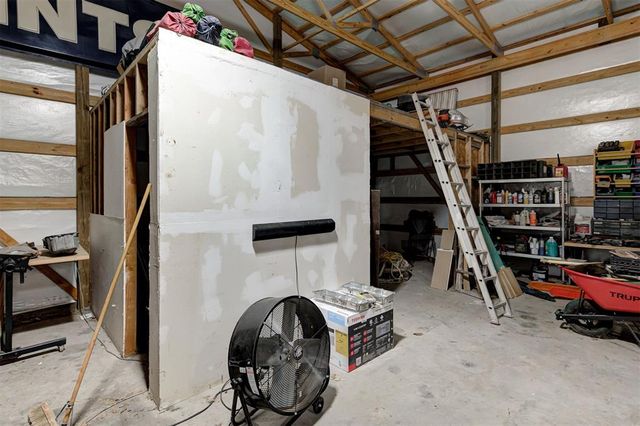 14503 E Wilshire Boulevard, Jones, OK 73049