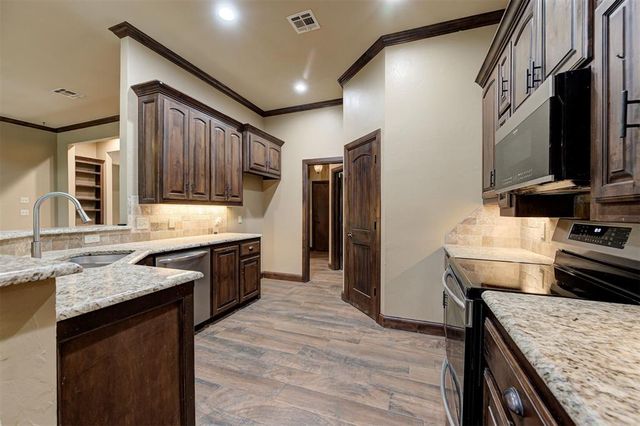 14503 E Wilshire Boulevard, Jones, OK 73049