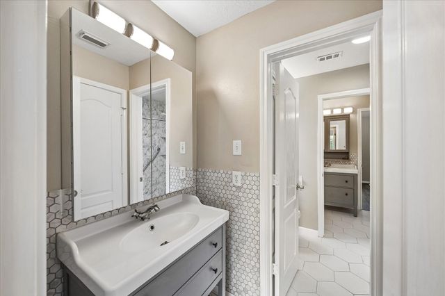 12711 Turlock Court, Houston, TX 77041