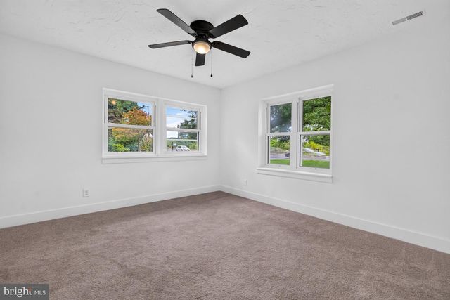 120 TUCKAHOE RD, Sewell, NJ 08080