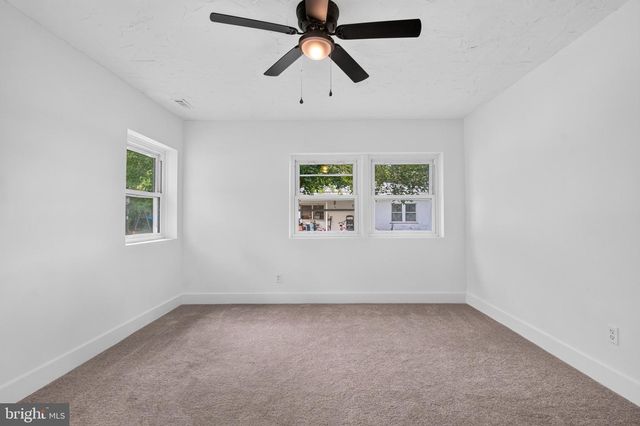 120 TUCKAHOE RD, Sewell, NJ 08080