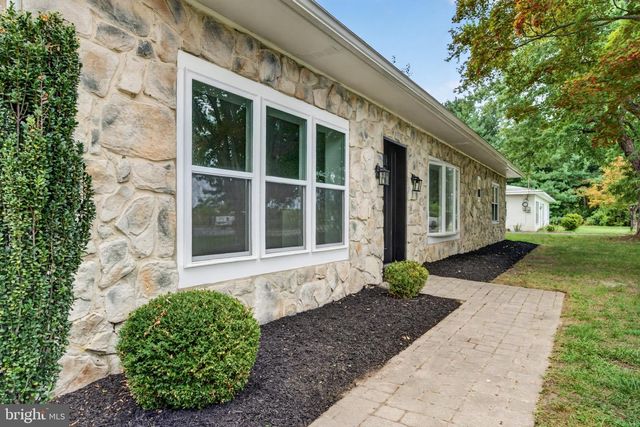 120 TUCKAHOE RD, Sewell, NJ 08080