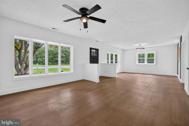 120 TUCKAHOE RD, Sewell, NJ 08080
