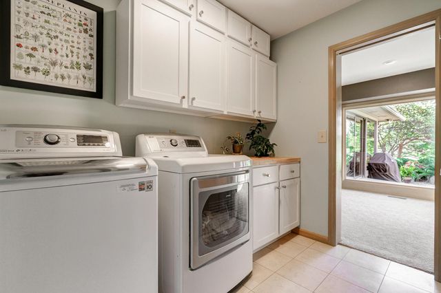 5794 Saint Anns Court, Dublin, OH 43017