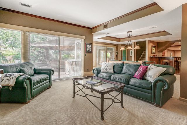 5794 Saint Anns Court, Dublin, OH 43017