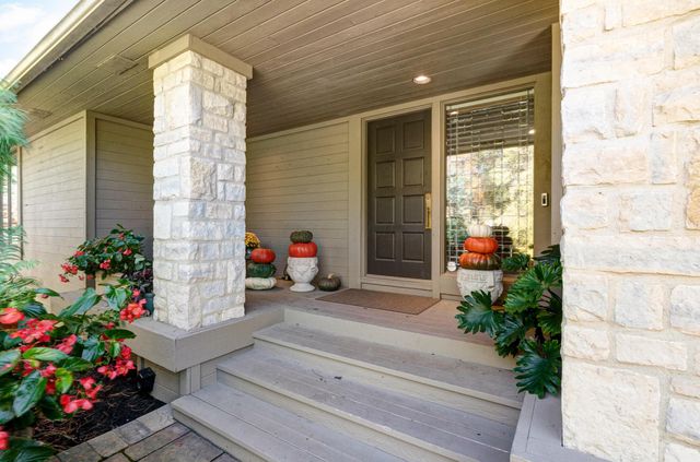 5794 Saint Anns Court, Dublin, OH 43017