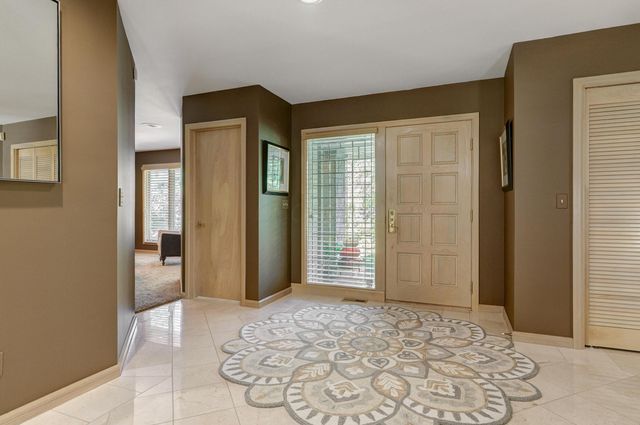 5794 Saint Anns Court, Dublin, OH 43017