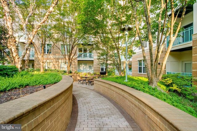 12000 MARKET ST #173, Reston, VA 20190