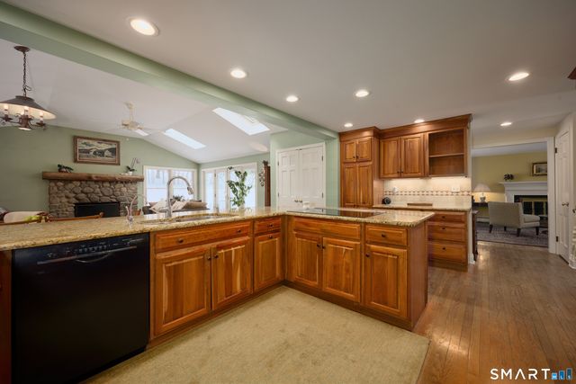 41 Old Mill Road, Ridgefield, CT 06877