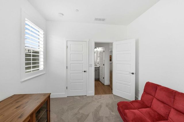 10071 Sea Turtle Street, Elk Grove, CA 95757