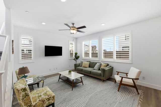 10071 Sea Turtle Street, Elk Grove, CA 95757