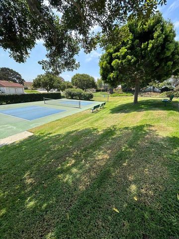 2146 Valleydale Lane, Encinitas, CA 92024