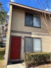 2300 SW 43RD STREET O4, Gainesville, FL 32607