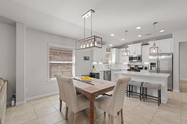 524 Longhorn Cavern RD, Leander, TX 78641