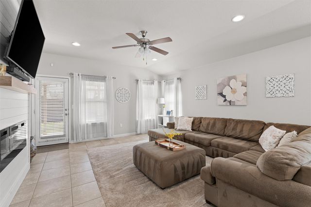 524 Longhorn Cavern RD, Leander, TX 78641