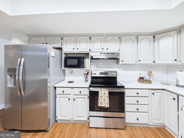 117 Lake Front Drive, Warner Robins, GA 31088
