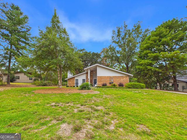 117 Lake Front Drive, Warner Robins, GA 31088