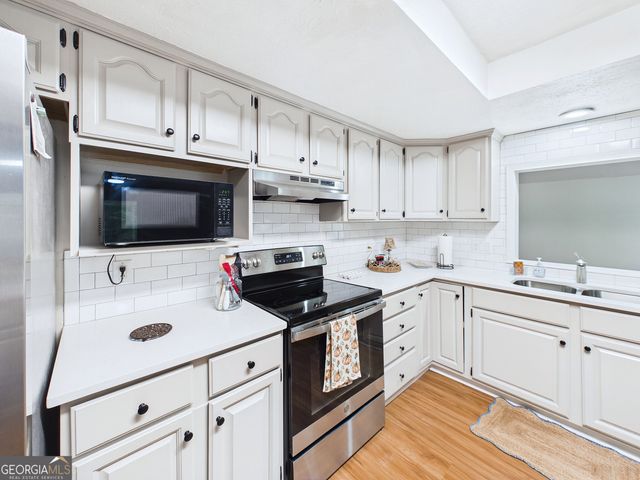 117 Lake Front Drive, Warner Robins, GA 31088