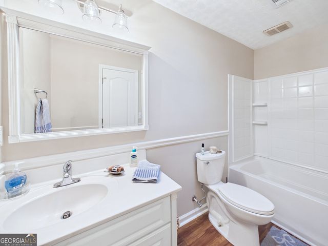 117 Lake Front Drive, Warner Robins, GA 31088