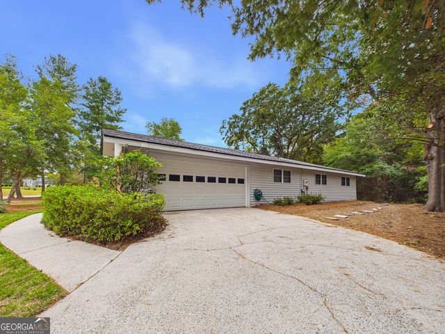 117 Lake Front Drive, Warner Robins, GA 31088
