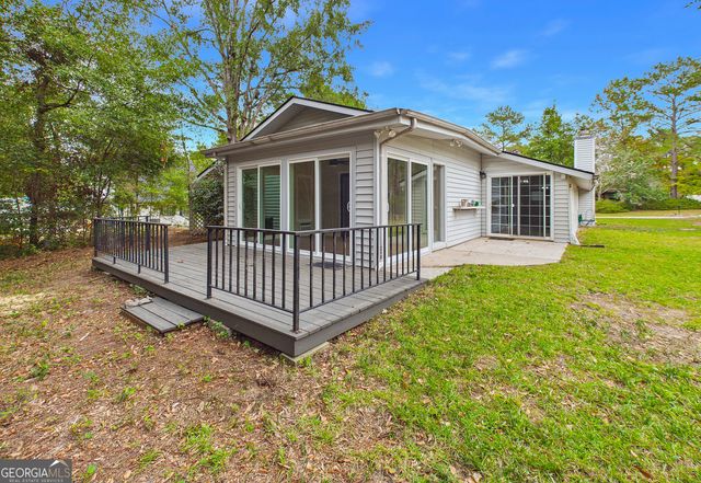 117 Lake Front Drive, Warner Robins, GA 31088