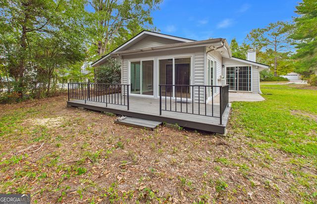 117 Lake Front Drive, Warner Robins, GA 31088