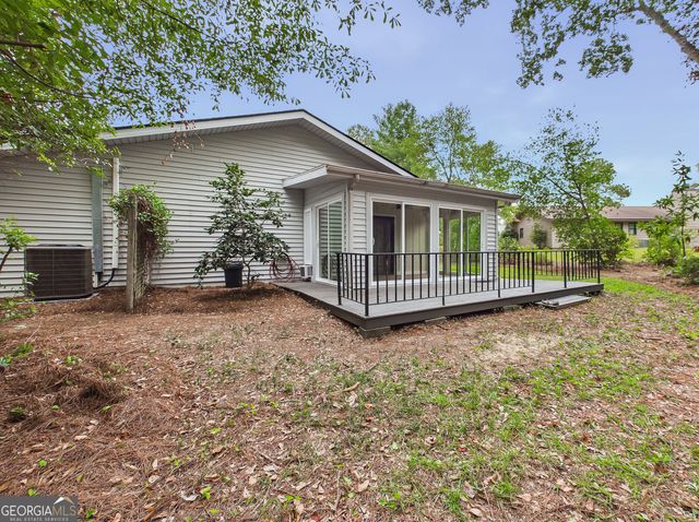 117 Lake Front Drive, Warner Robins, GA 31088