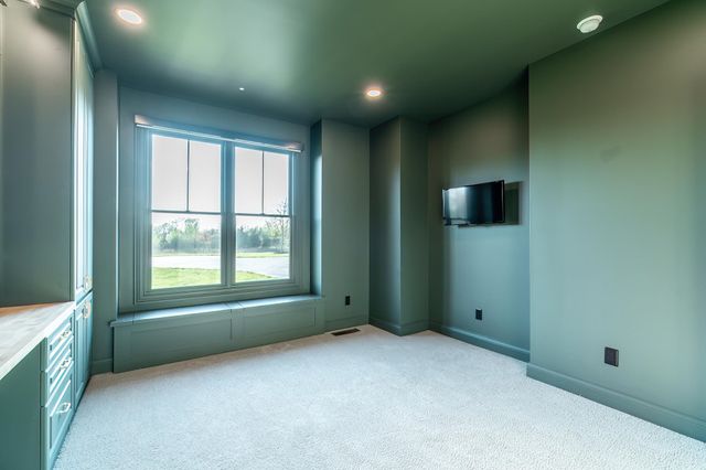 16797 Zubrick Road, Roanoke, IN 46783