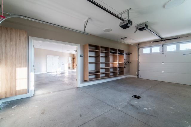16797 Zubrick Road, Roanoke, IN 46783