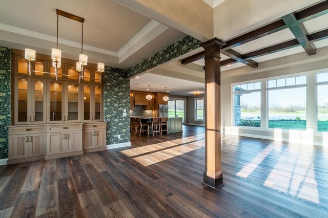 16797 Zubrick Road, Roanoke, IN 46783