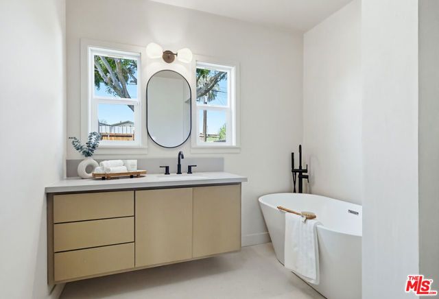 9631 S Harvard Boulevard, Los Angeles, CA 90047