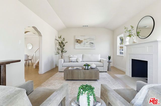 9631 S Harvard Boulevard, Los Angeles, CA 90047