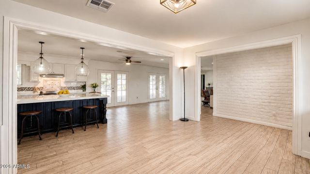 7116 E JENAN Drive, Scottsdale, AZ 85254