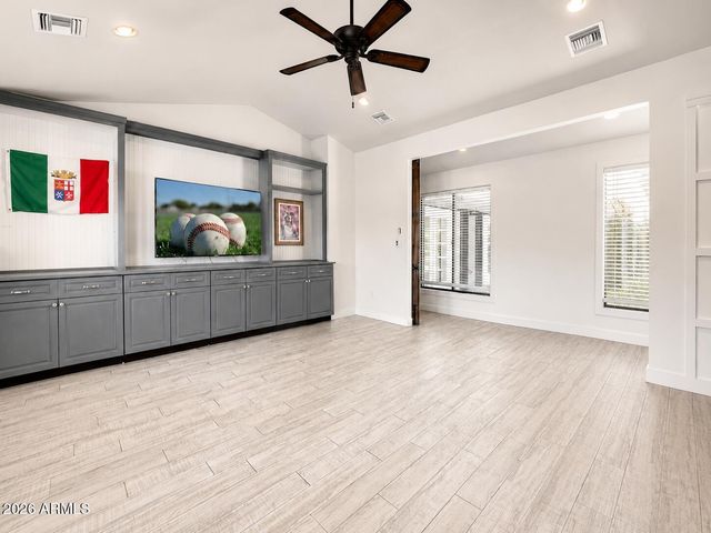 7116 E JENAN Drive, Scottsdale, AZ 85254