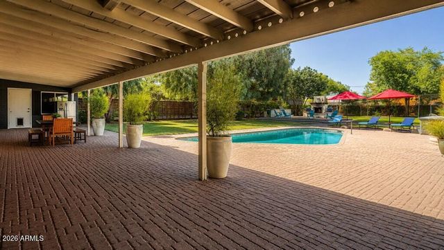 7116 E JENAN Drive, Scottsdale, AZ 85254