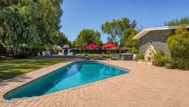 7116 E JENAN Drive, Scottsdale, AZ 85254