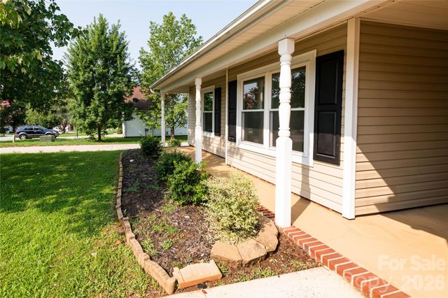 266 Kendra Drive SW, Concord, NC 28025