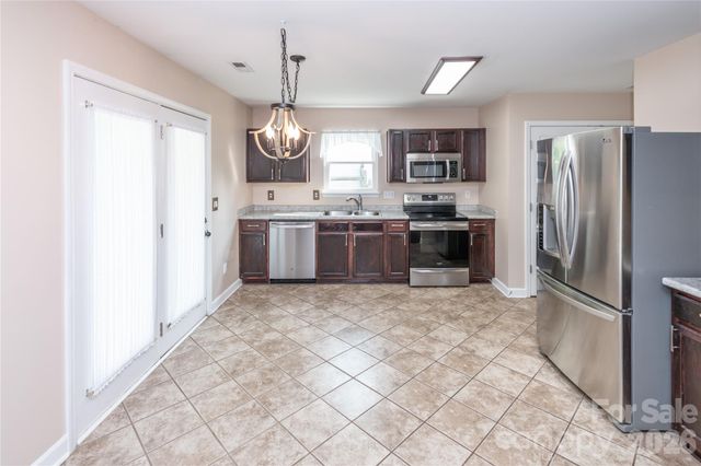 266 Kendra Drive SW, Concord, NC 28025