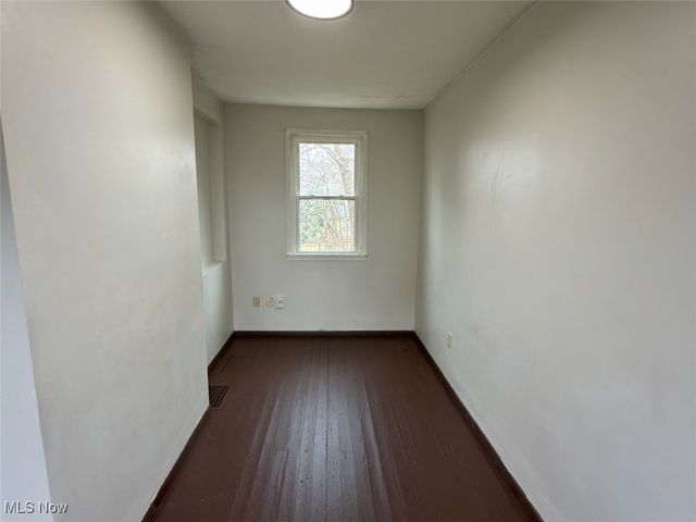 1578 Pilgrim Street, Akron, OH 44305