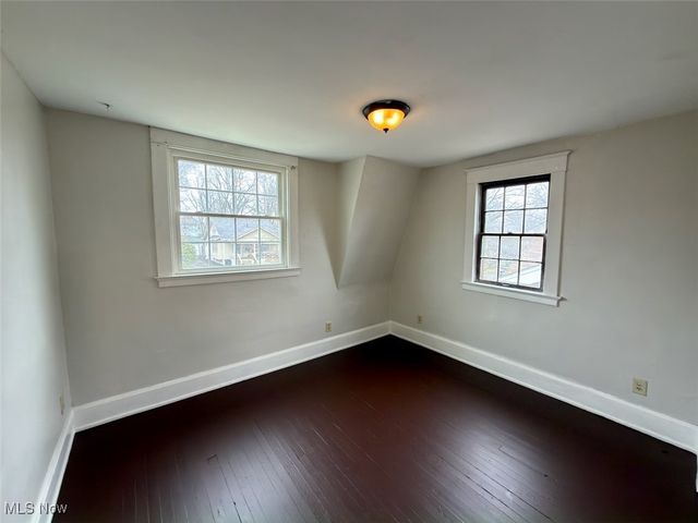 1578 Pilgrim Street, Akron, OH 44305