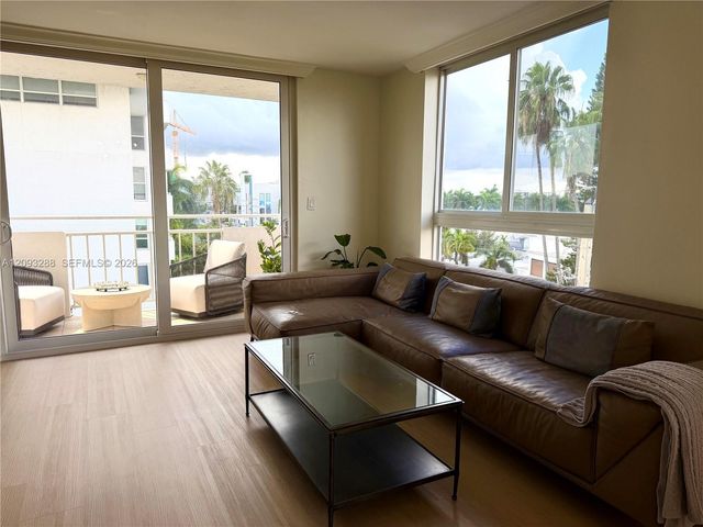 9721 E Bay Harbor Drive 5A, Bay Harbor Islands, FL 33154