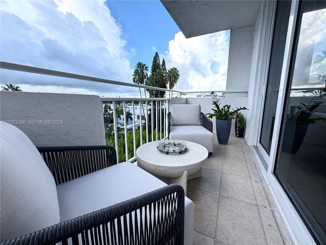 9721 E Bay Harbor Drive 5A, Bay Harbor Islands, FL 33154