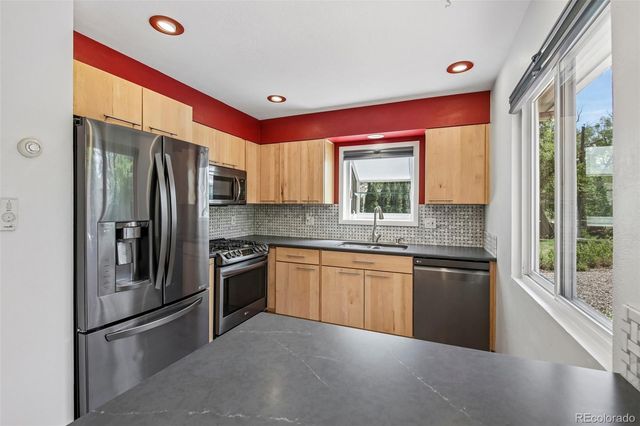 141 Zephyr Street, Lakewood, CO 80226