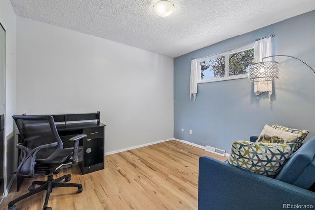 141 Zephyr Street, Lakewood, CO 80226