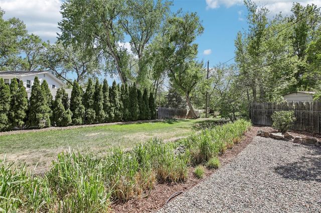 141 Zephyr Street, Lakewood, CO 80226