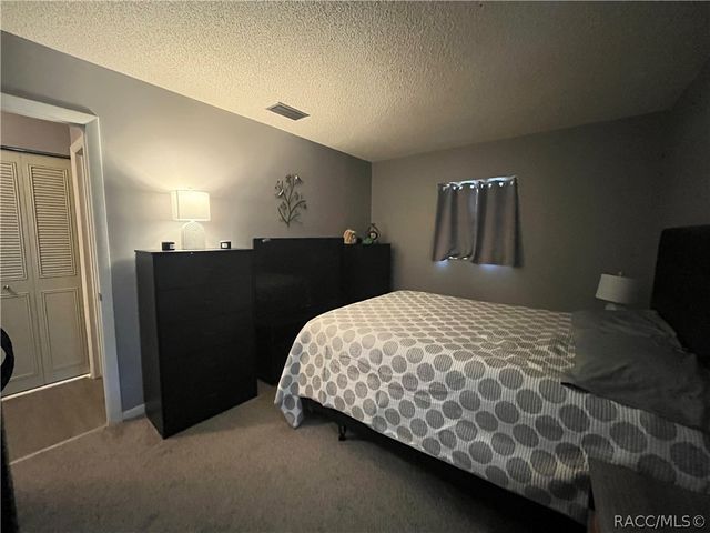 2280 W Austin Drive, Citrus Springs, FL 34434