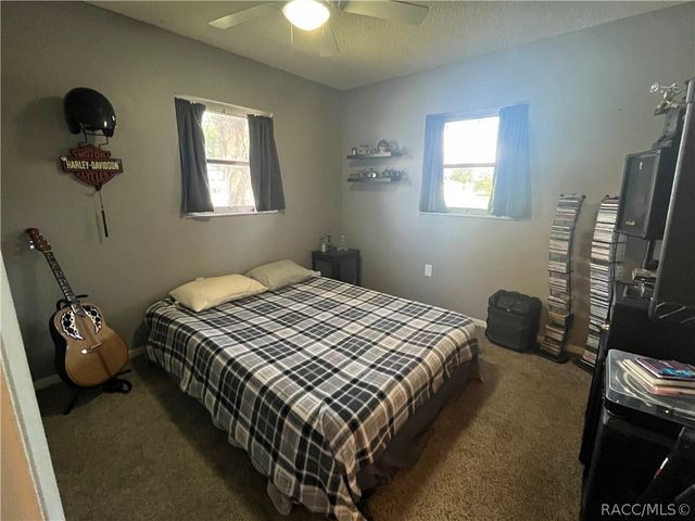 2280 W Austin Drive, Citrus Springs, FL 34434